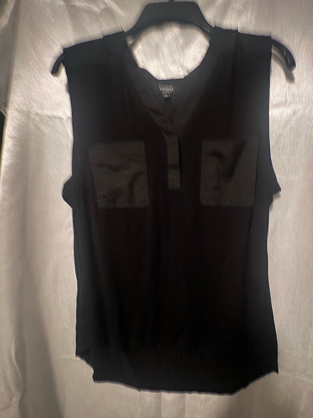 Premise Black Sleeveless V-Neck Pocket Camisole